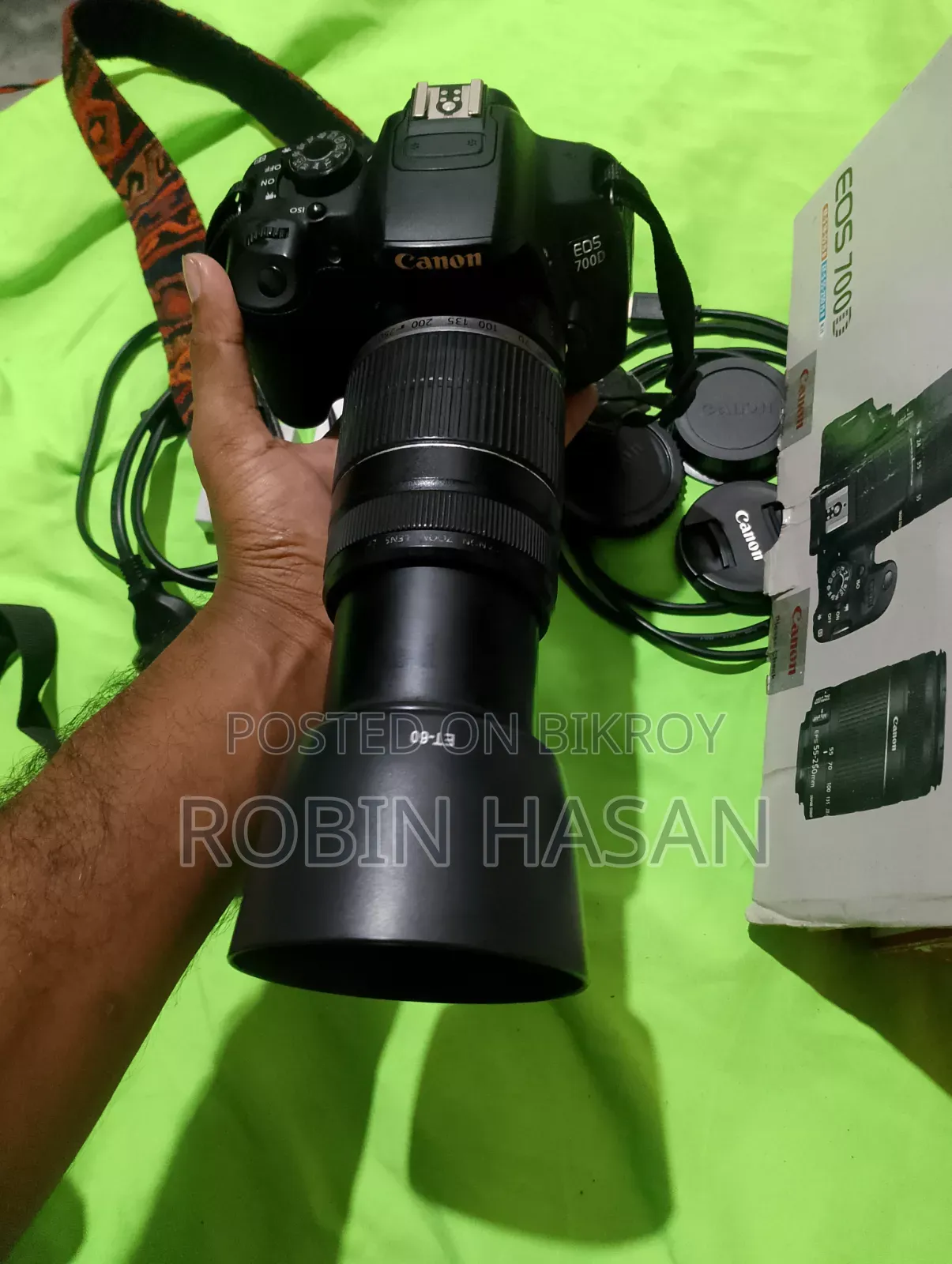 Canon 700d DSLR Camera With 55-250mm IS Zoom Lens