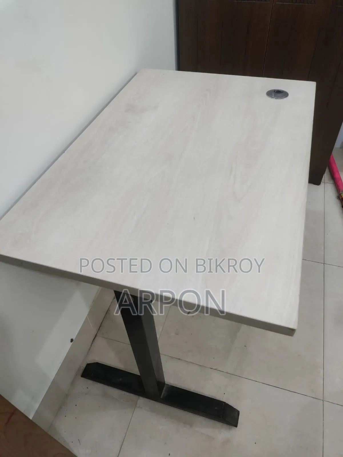 Desk (Computer or Regular)