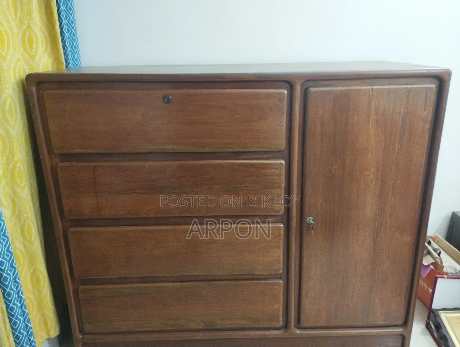 Wardrobe (Shegun)