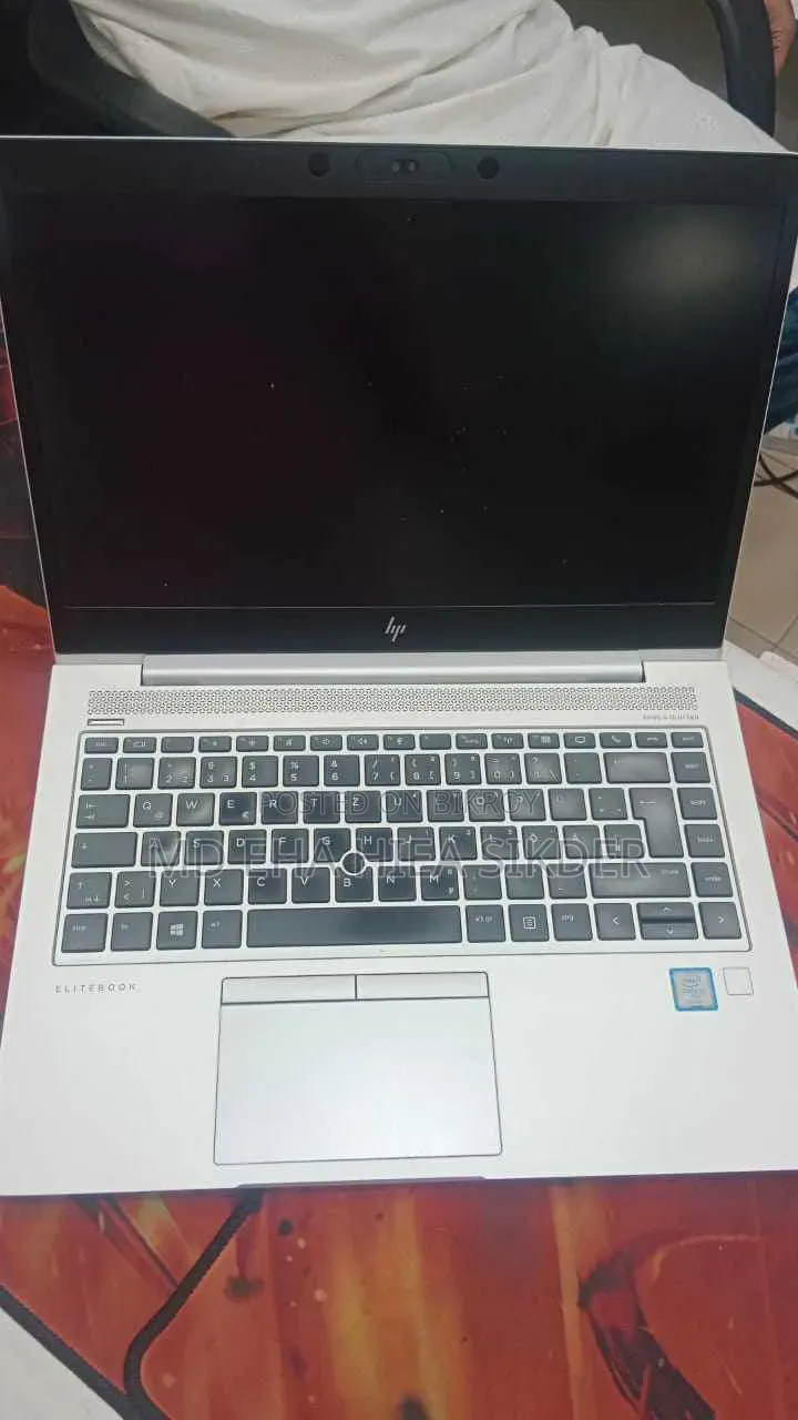 Laptop HP 240 G8 8GB Intel Core I5 HDD 256GB