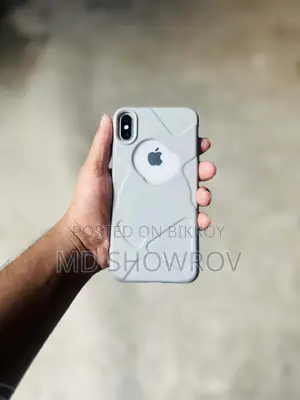 অ্যাপল আইফোন এক্সএস ম্যাক্স ৬৪ জিবি সাদা