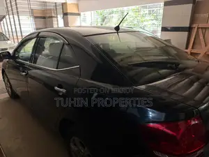 টয়োটা অ্যালিয়ন ২০০৩ কালো