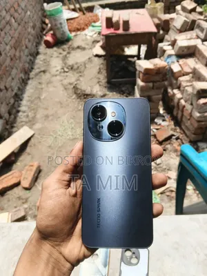 Tecno Spark Go 64 GB Blue