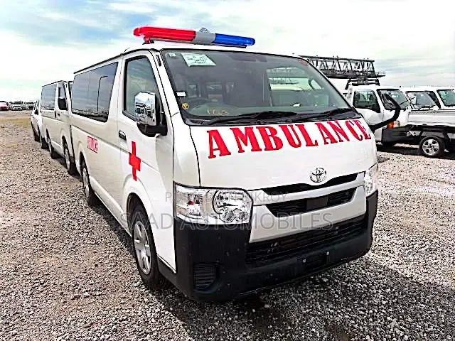 Toyota HiAce 2021 White