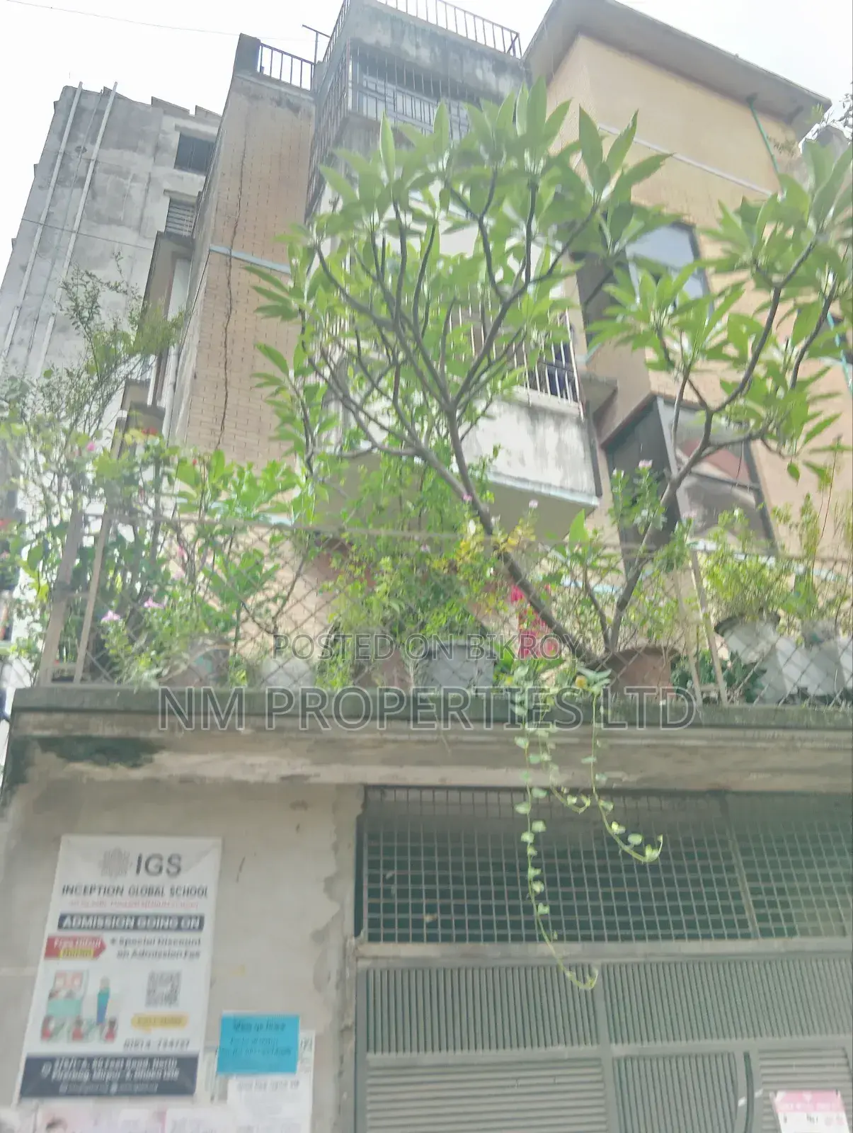 20-bedroom House in Mirpur for Sale