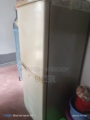 ফ্রিজ বিক্রির জন্য