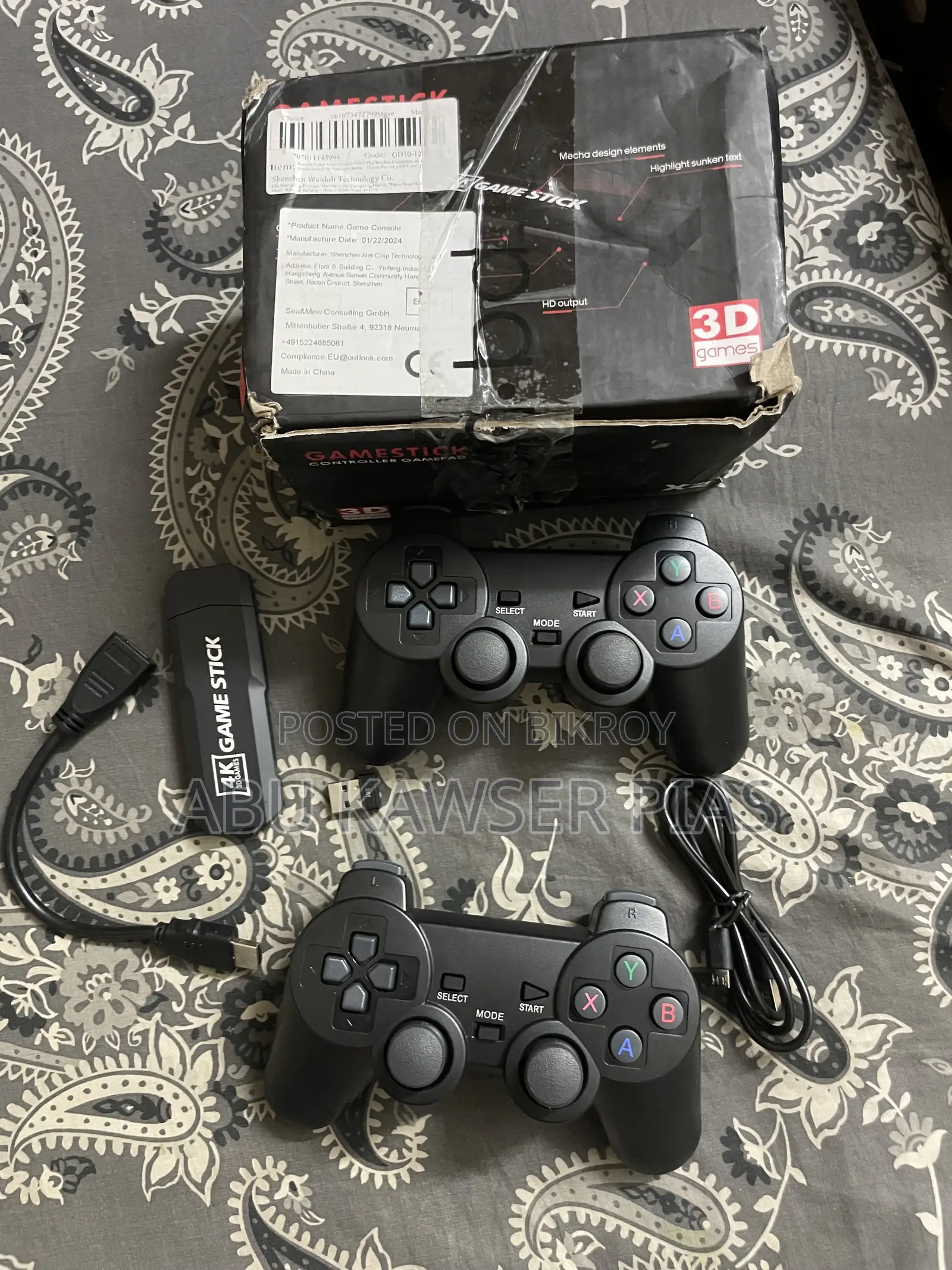 Gaming Console and Stick (128GB)