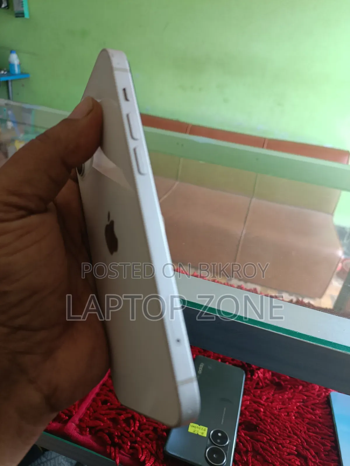 Apple iPhone 12 64 GB White