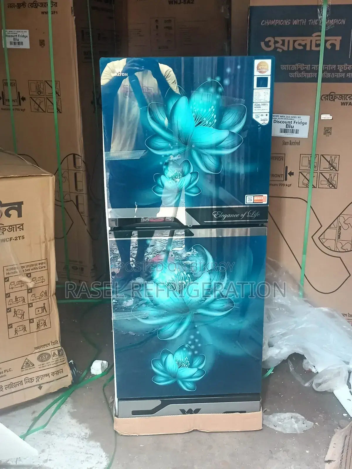 132 Liter Walton Refrigerator Model WFD-1b6-Gdel at a special 30% discount.