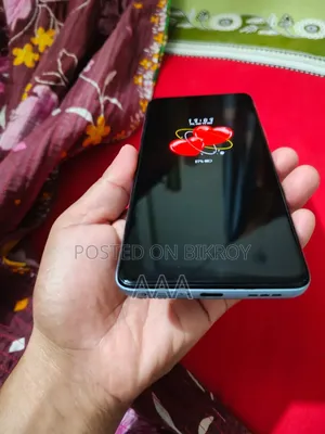 iQOO 128 GB Blue
