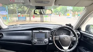 Toyota Axio 2020 Silver