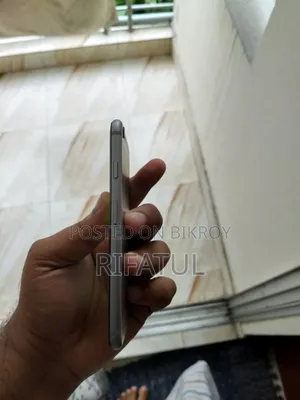 Apple iPhone 6s 32 GB Silver