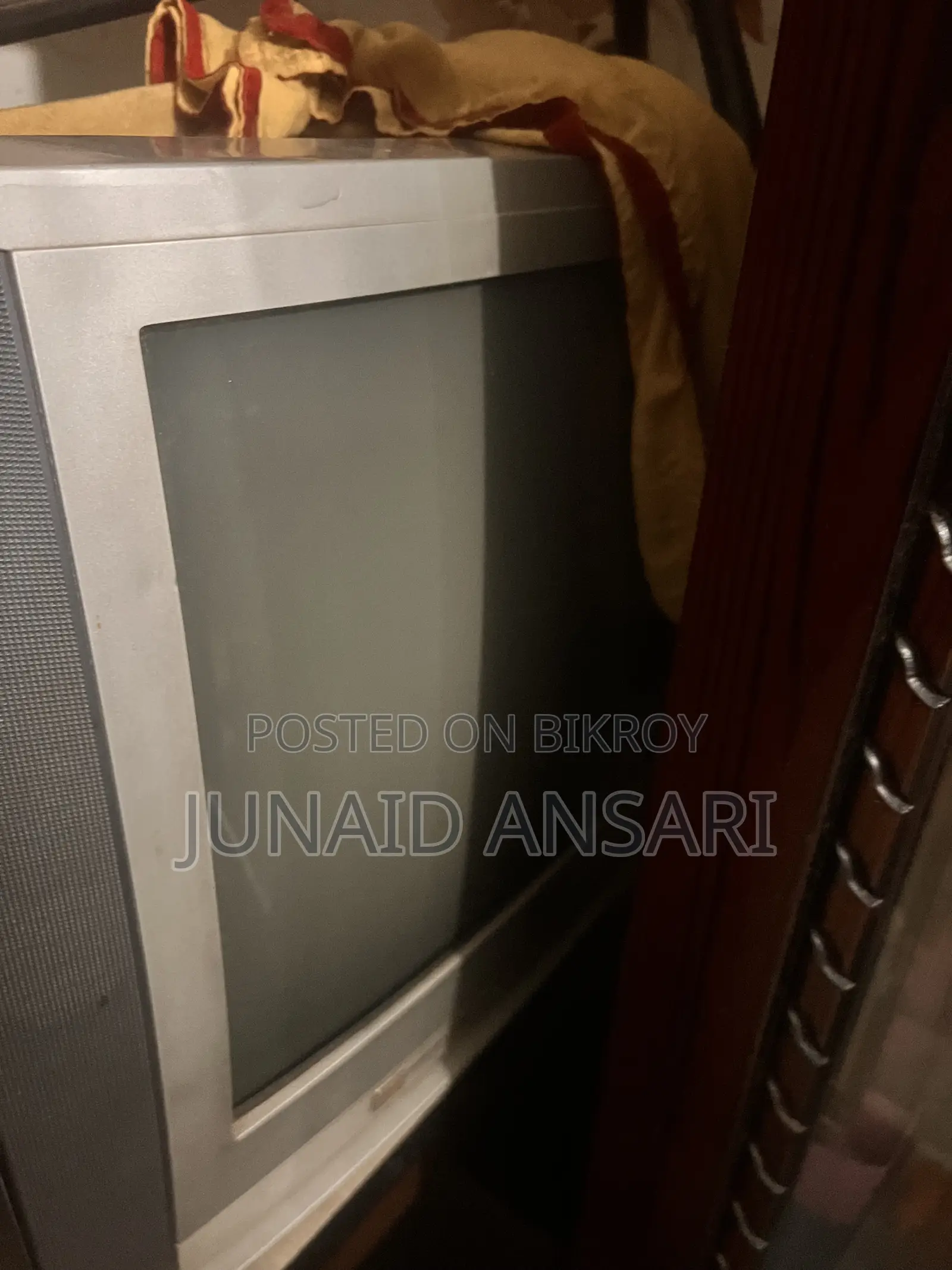 CRT TV for sale for the Football World Cup, comes with a table