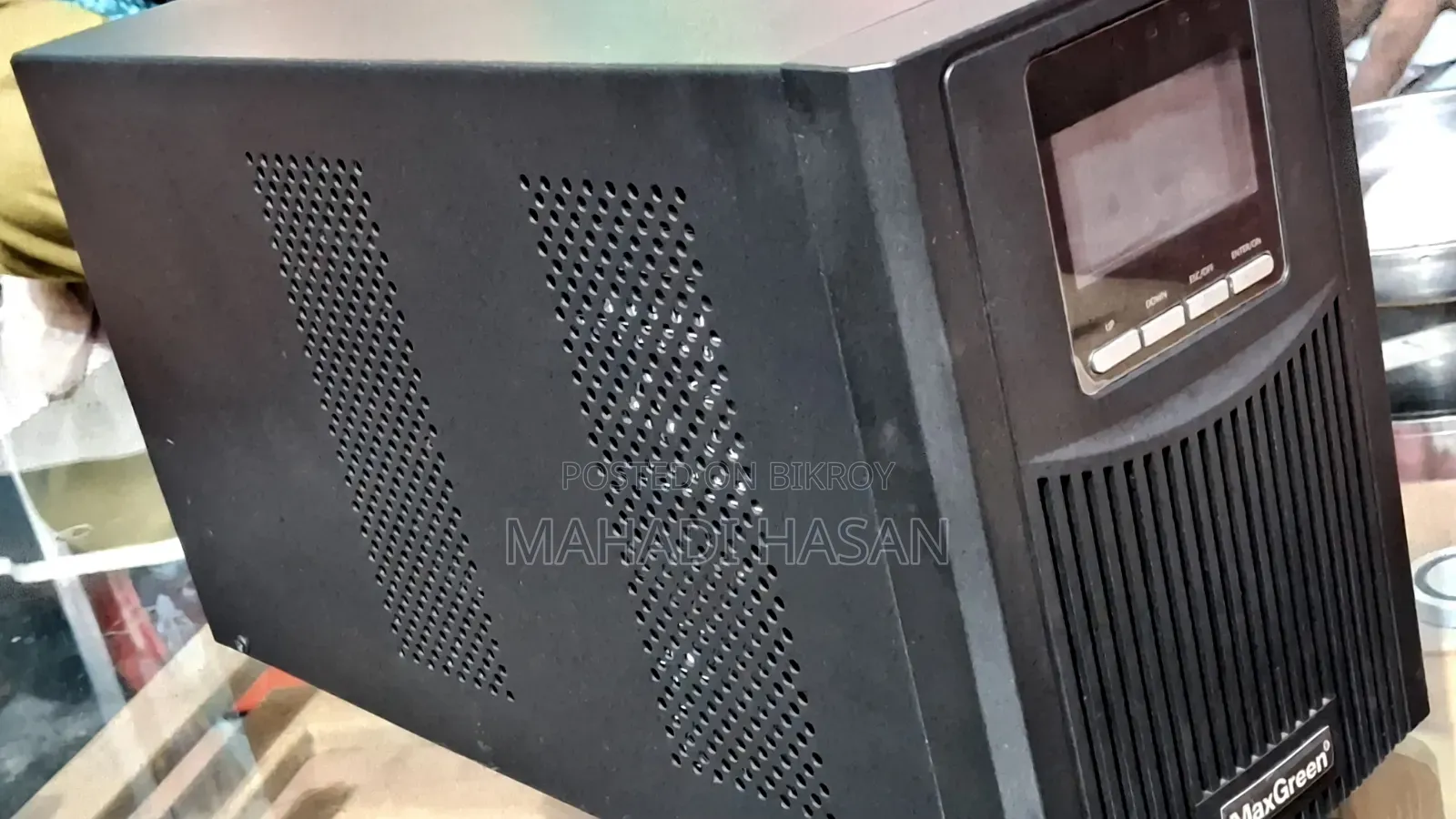 For Sale: Fresh Condition Maxgreen Online UPS (1kva / 0.9kw)