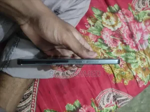 অনার এক্স৯ডি ২৫৬ জিবি কালো