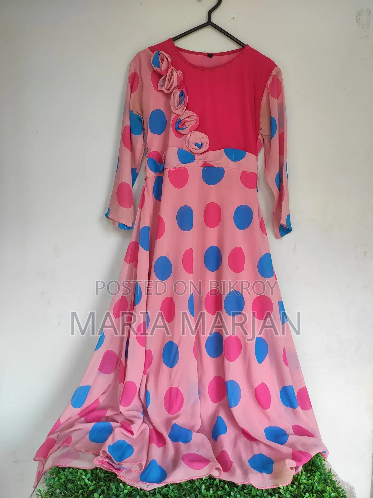 Tour/Party Gown
