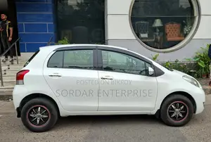 Toyota Vitz 1.0 Front Wheel Drive 5 door 2010 White