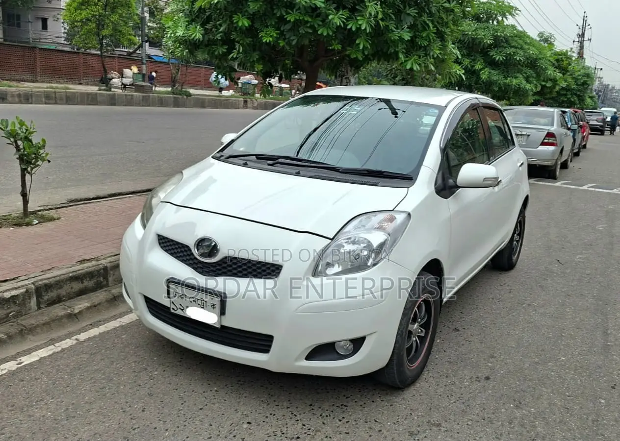 Toyota Vitz 1.0 Front Wheel Drive 5 door 2010 White