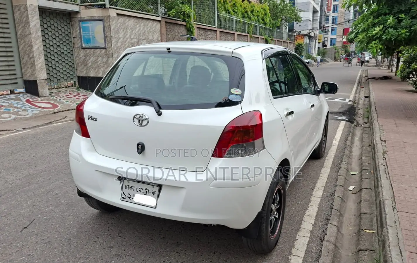 Toyota Vitz 1.0 Front Wheel Drive 5 door 2010 White