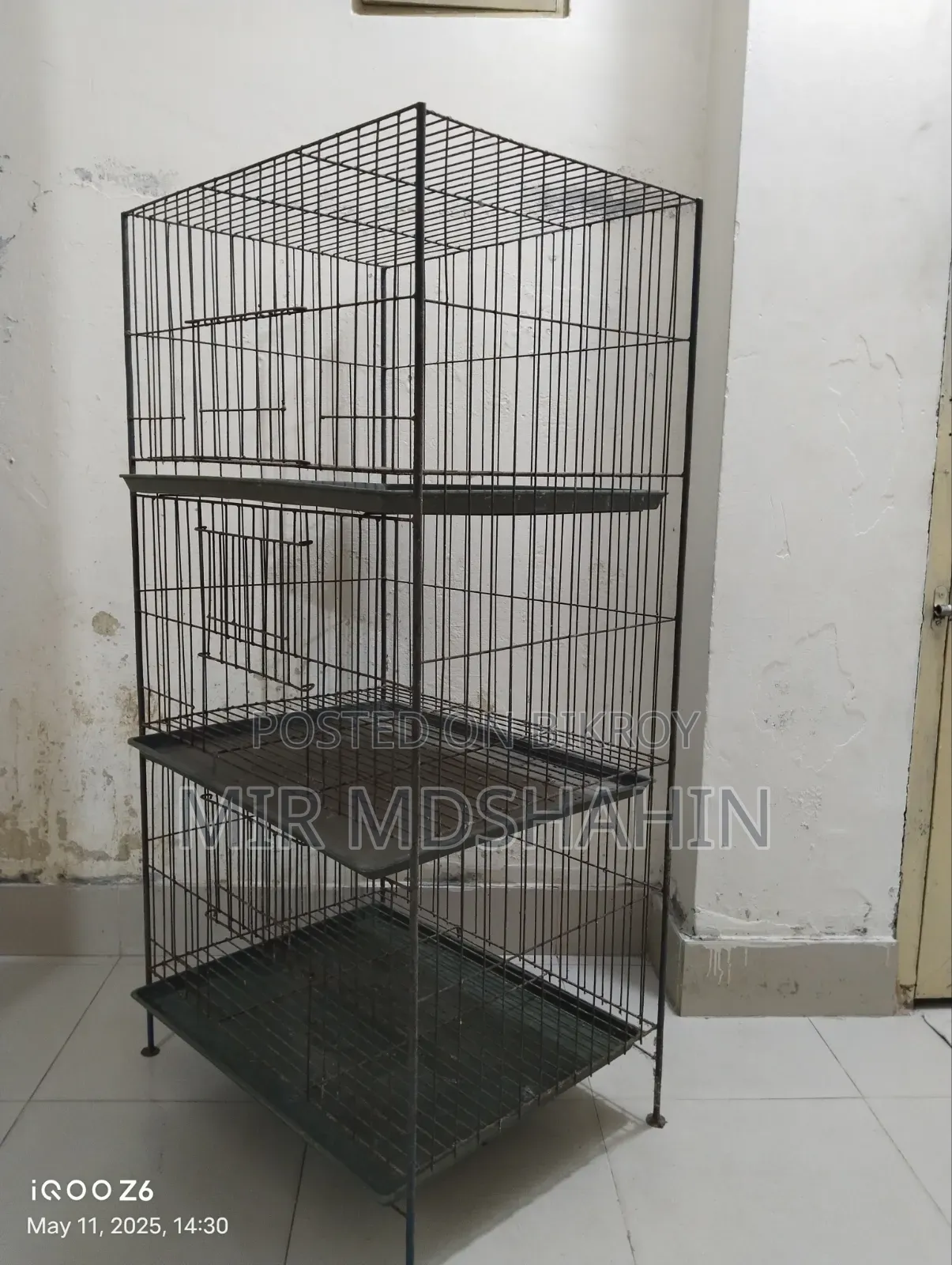 কবুতর ও মুরগির খাঁচা