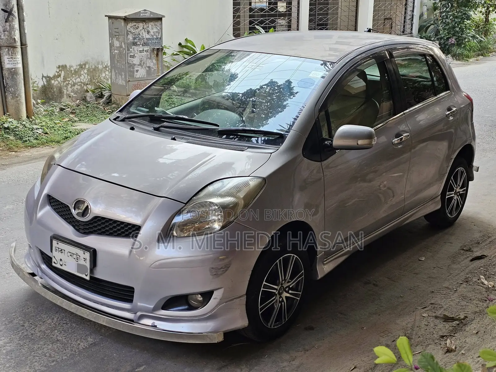 Toyota Vitz 2010 Purple