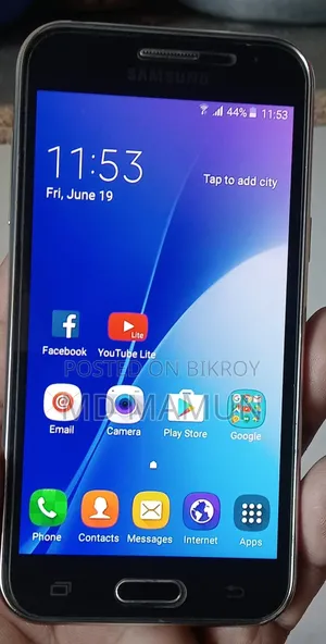 Samsung Galaxy J2 8 GB Black