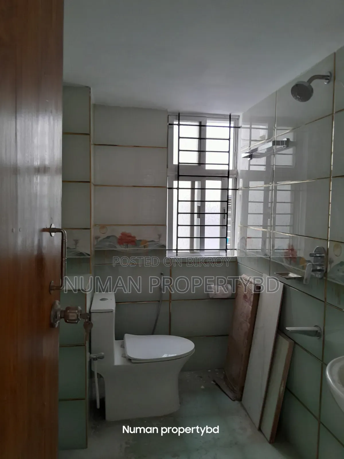 4 Bedroom Apartment in Numan Property Bd, Bashundhara for sale