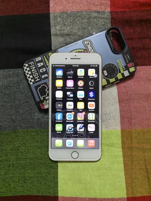 Apple iPhone 8 Plus 64 GB Gold