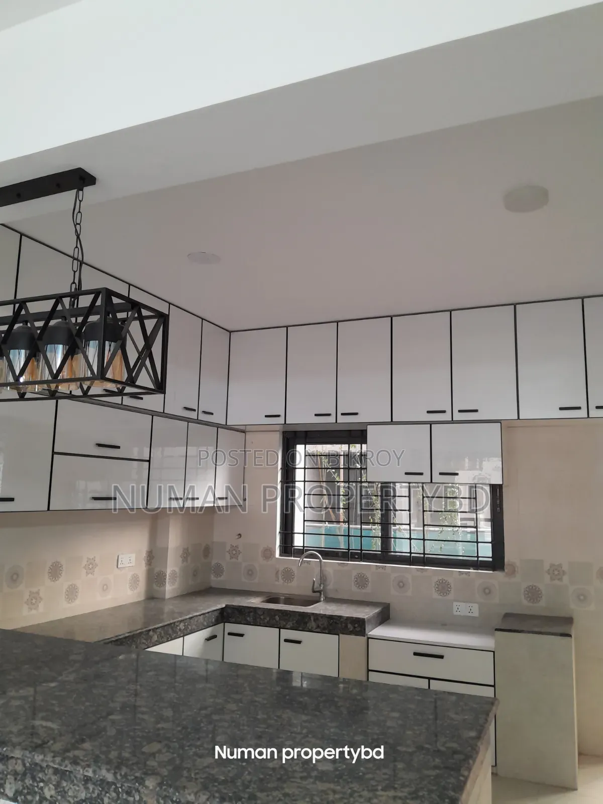 3 Bedroom Apartment in Numan Property Bd, Bashundhara for sale