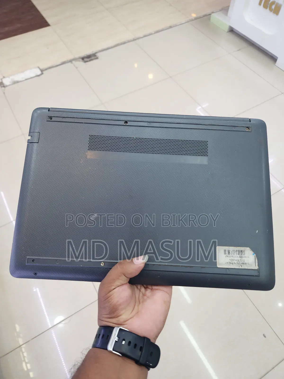 Laptop HP 14-dq1025cl 4GB AMD Ryzen 5 HDD 1TB