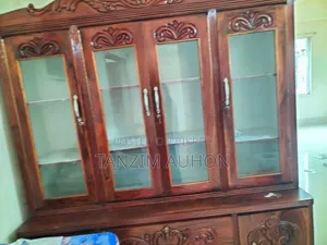 Mahogany Wood Dinner Wagon