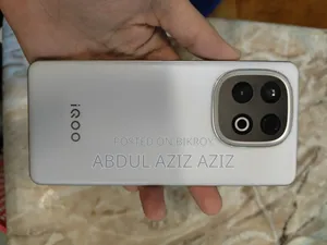 iQOO Z10 256 GB White