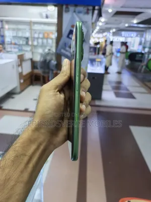 ইনফিনিক্স নোট এজ ২৫৬ জিবি সবুজ