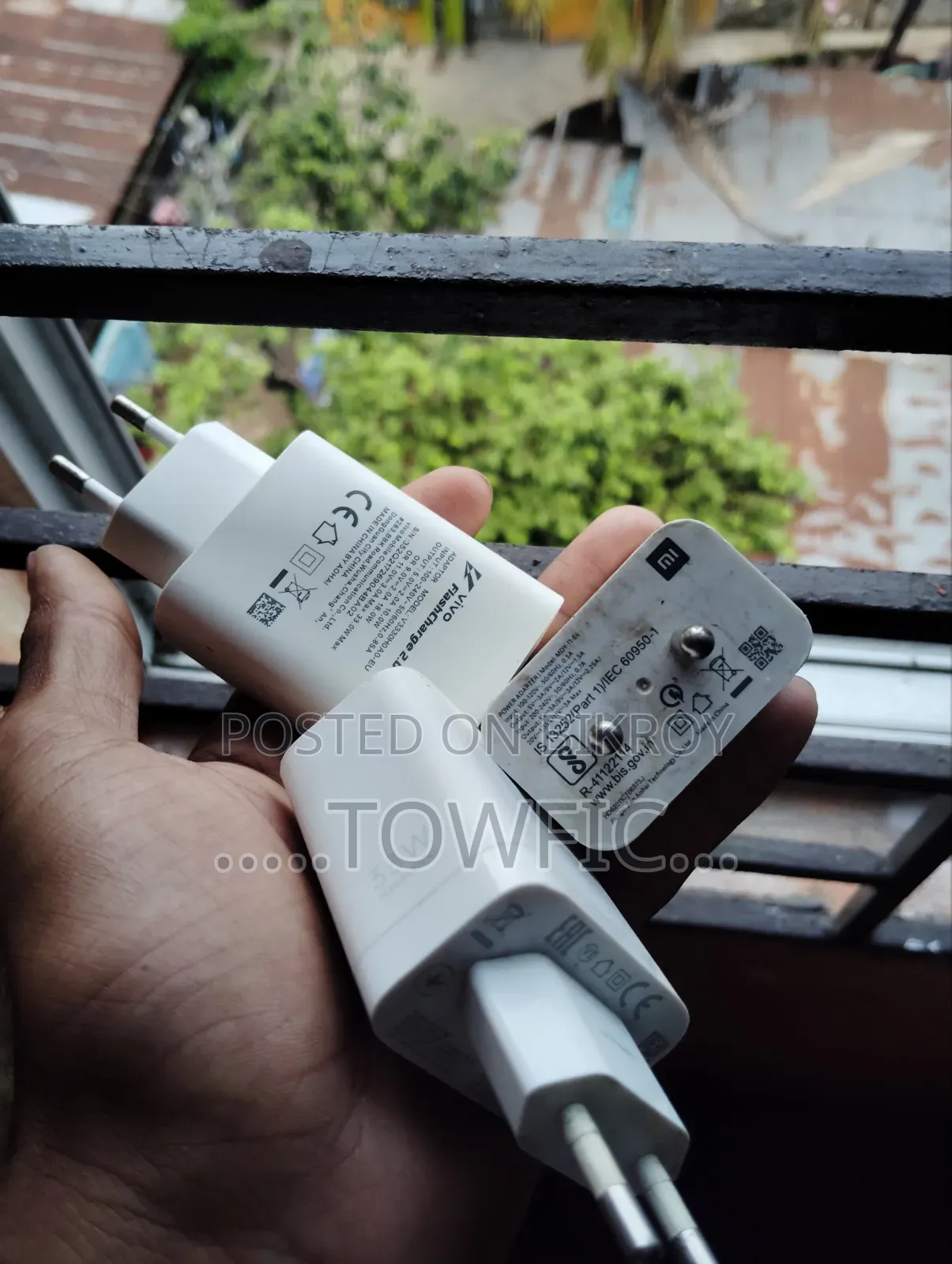 Original Charger 33W for Vivo, Realme, Mi (Type-C cable included)