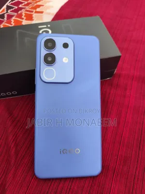 iQOO Z10x 128 GB Blue