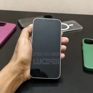 অ্যাপল আইফোন ১৩ ১২৮ জিবি সিলভার
