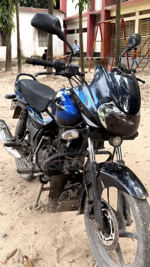 Bajaj Discover 150 2012