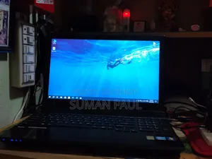 Laptop Fujitsu 4GB Intel Core I3 SSD 256GB