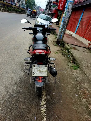 বাজাজ পালসার ১৫০ ২০১৫ লাল