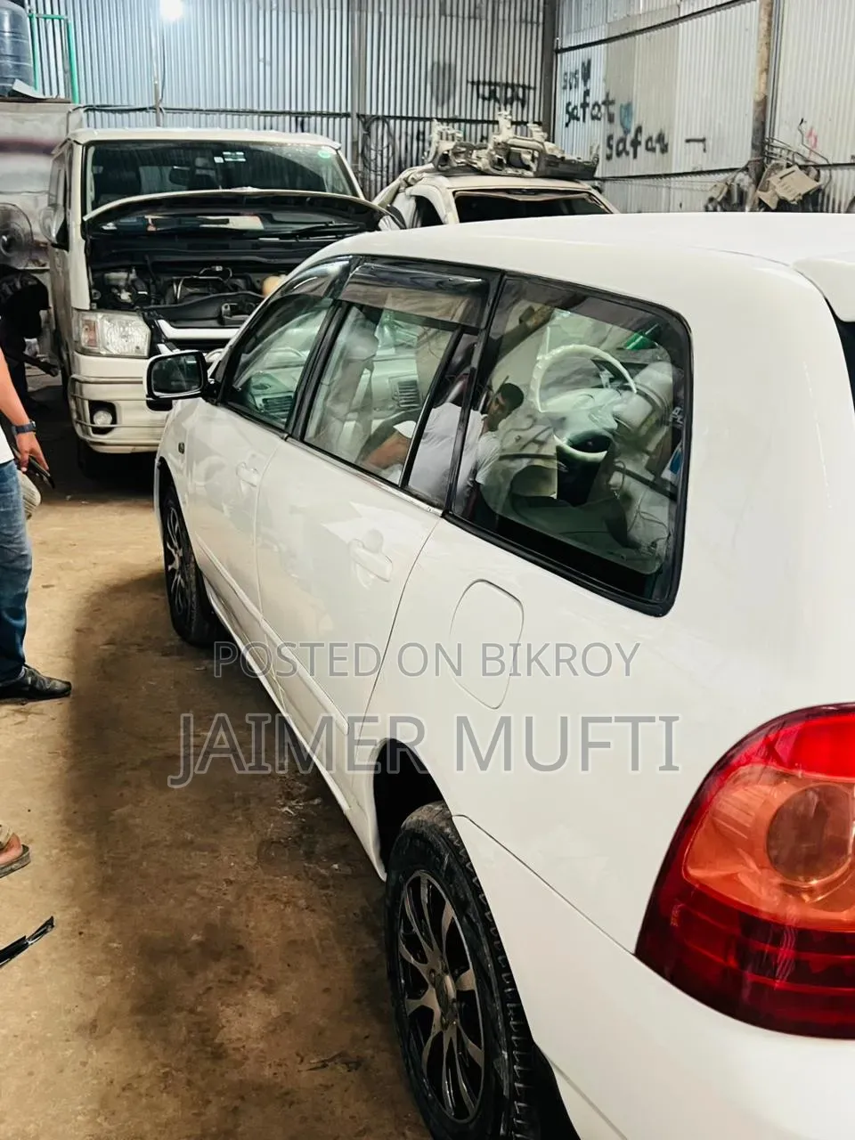 Toyota Corolla Fielder 2004 White