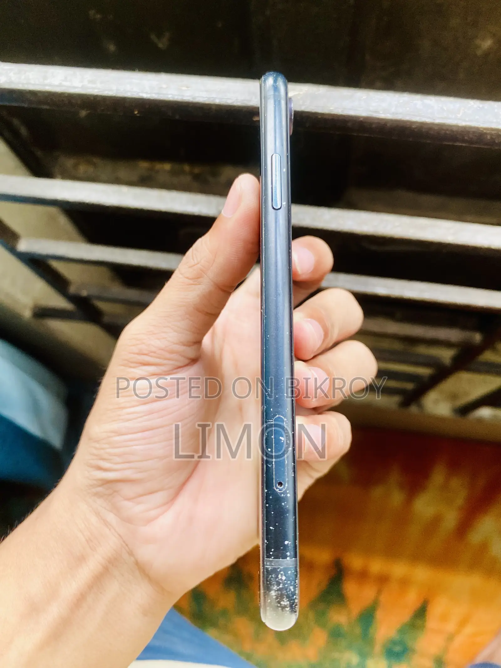 অ্যাপল আইফোন এক্সআর ৬৪ জিবি ব্ল্যাক