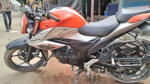 Suzuki Gixxer SF 2024 Orange