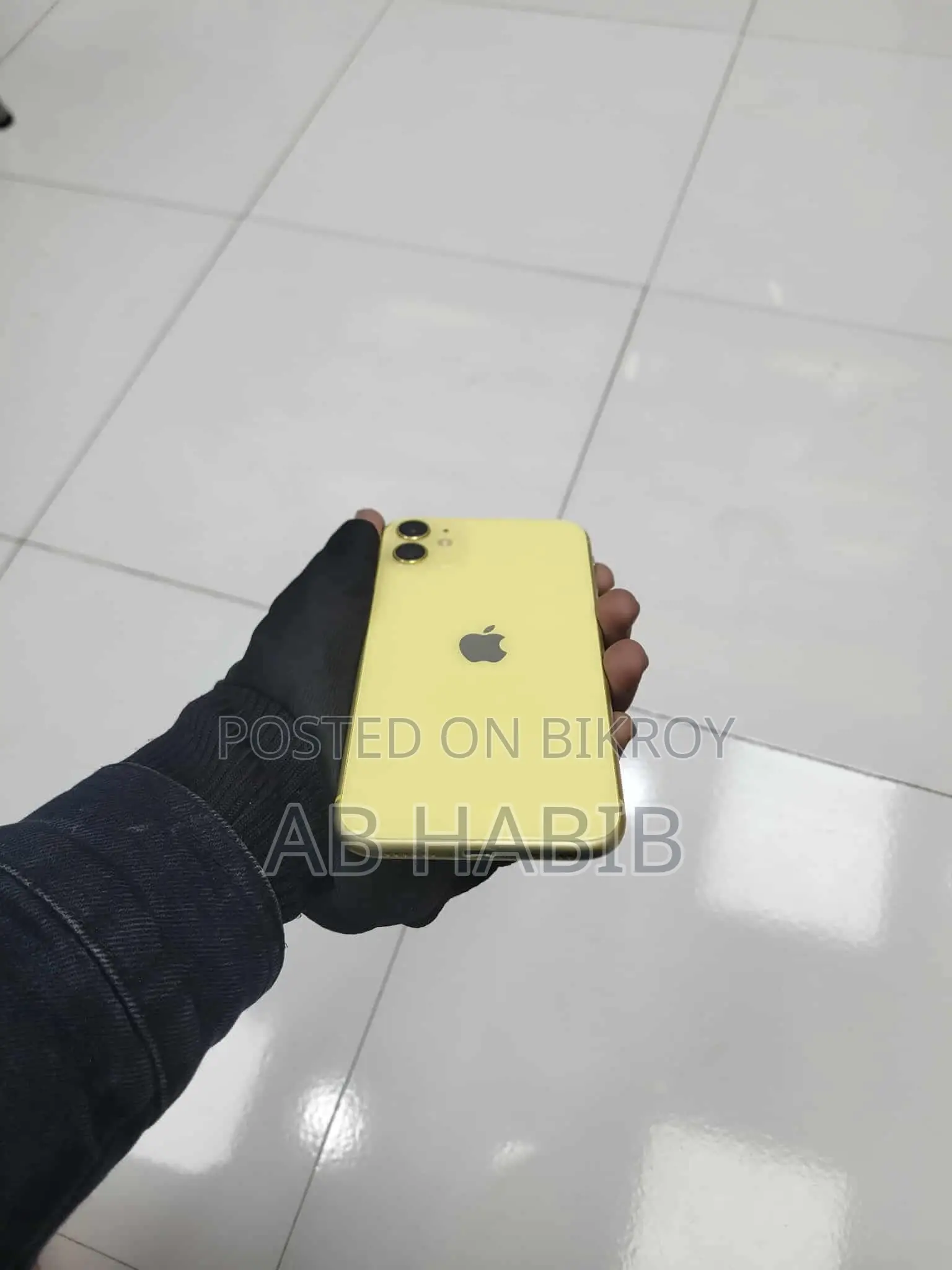 Apple iPhone 11 128 GB Yellow