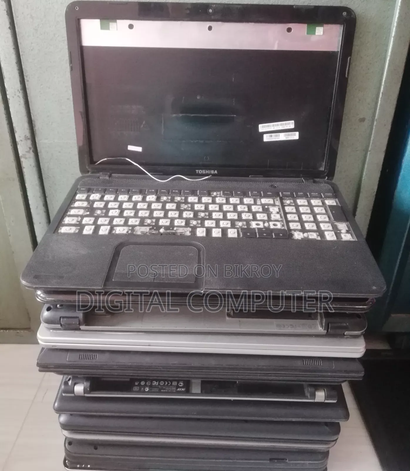 Toshiba Laptop Casing C850