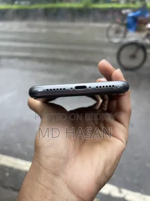 Apple iPhone 11 64 GB Black
