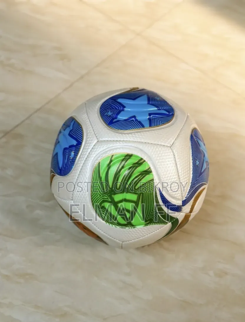 "New Collection" 2026 World Cup Football. Trionda.