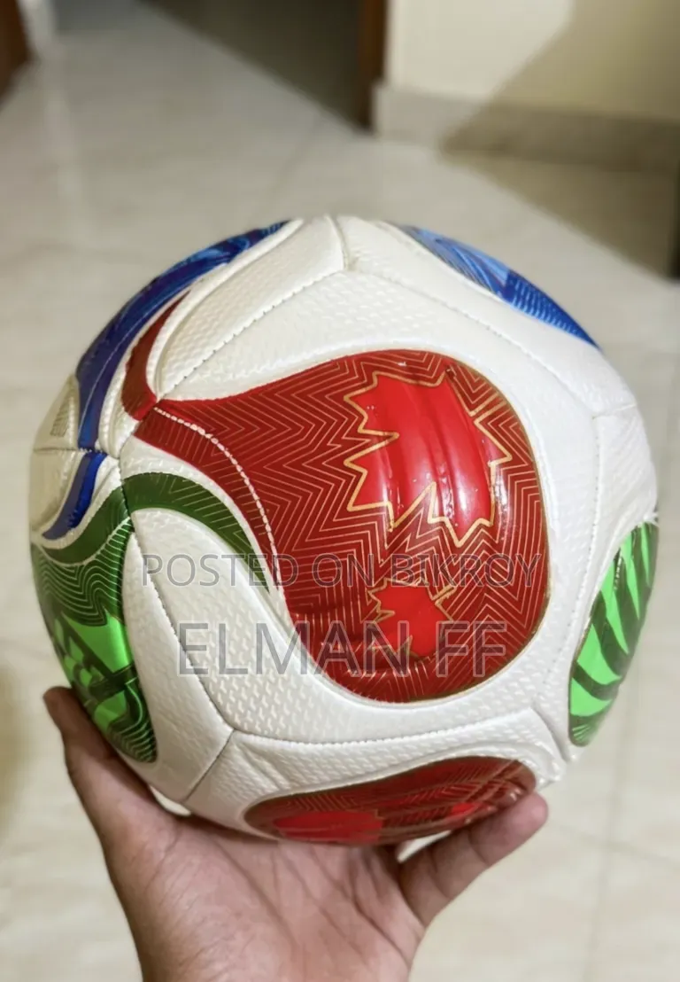 "New Collection" 2026 World Cup Football. Trionda.