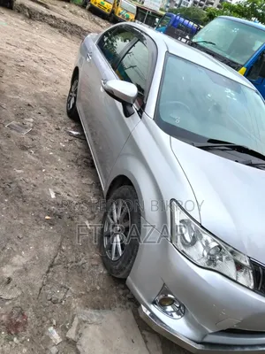 Toyota Axio 2014 Silver