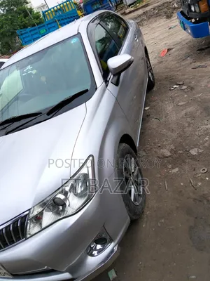 Toyota Axio 2014 Silver