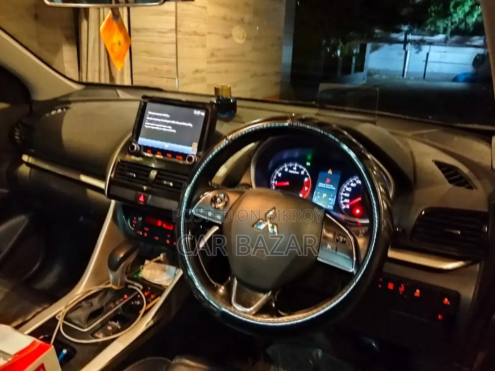 Mitsubishi Eclipse 2021 Brown